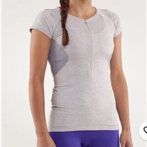 lululemon athletica Presta Cycling Jersey Metallic Silver Short Sleeve‎ Top Sz 8